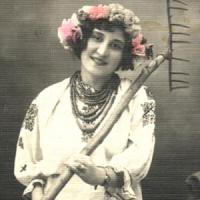 Мария Домбровская